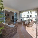 Appartement Awesome 3 Bedroom Apart. W/ 4 Terraces, Pool & Parking