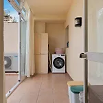 Awesome 3 Bedroom Apart. W/ 4 Terraces, Pool & Parking