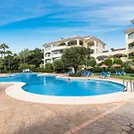 Awesome 3 Bedroom Apart. W/ 4 Terraces, Pool & Parking Appartement *