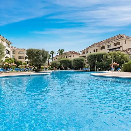 Apartman Awesome 3 Bedroom Apart. W/ 4 Terraces, Pool & Parking *