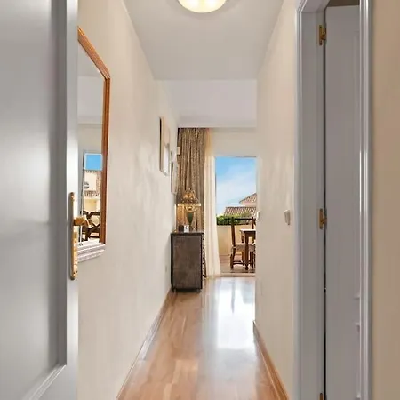 Awesome 3 Bedroom Apart. W/ 4 Terraces, Pool & Parking