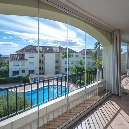 Lägenhet Awesome 3 Bedroom Apart. W/ 4 Terraces, Pool & Parking Marbella