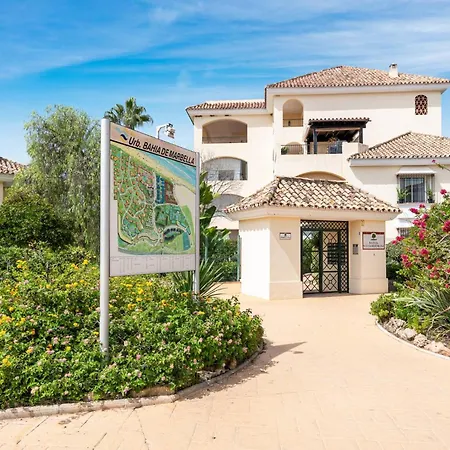 Awesome 3 Bedroom Apart. W/ 4 Terraces, Pool & Parking Marbella
