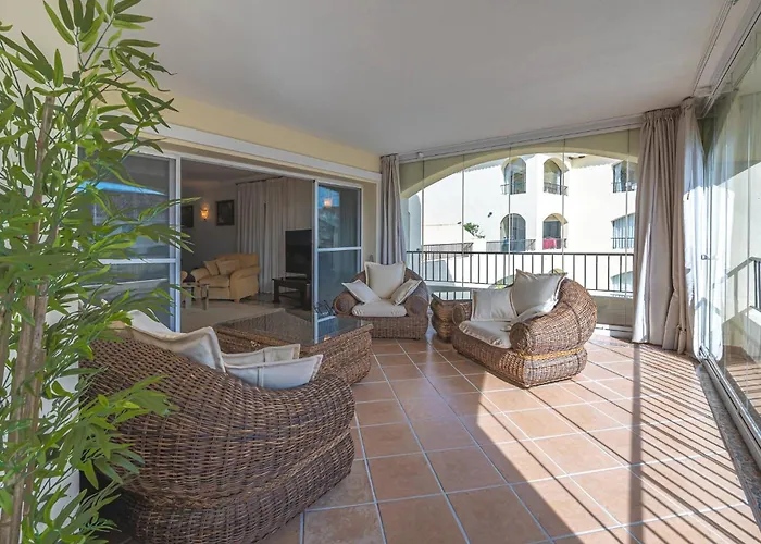 Appartamento Awesome 3 Bedroom Apart. W/ 4 Terraces, Pool & Parking