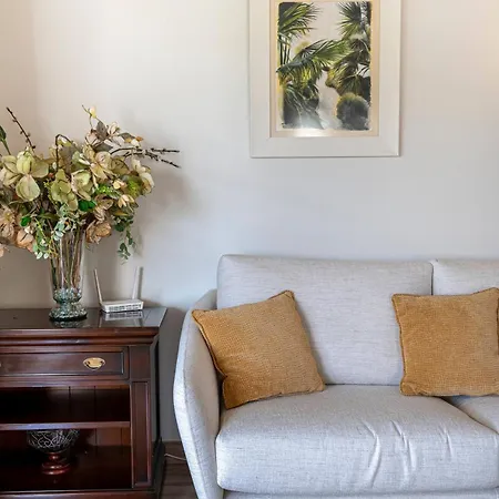 Apartman Awesome 3 Bedroom Apart. W/ 4 Terraces, Pool & Parking