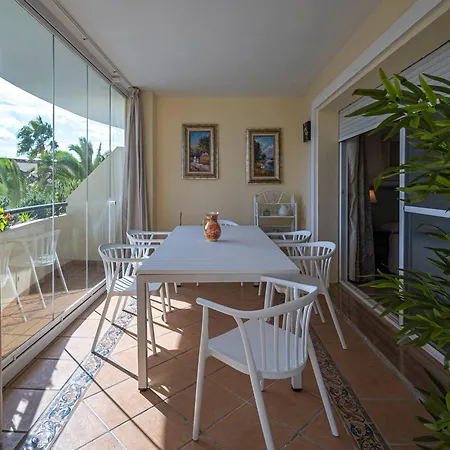 Awesome 3 Bedroom Apart. W/ 4 Terraces, Pool & Parking * Marbella