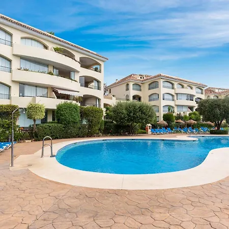 Awesome 3 Bedroom Apart. W/ 4 Terraces, Pool & Parking Appartamento Marbella